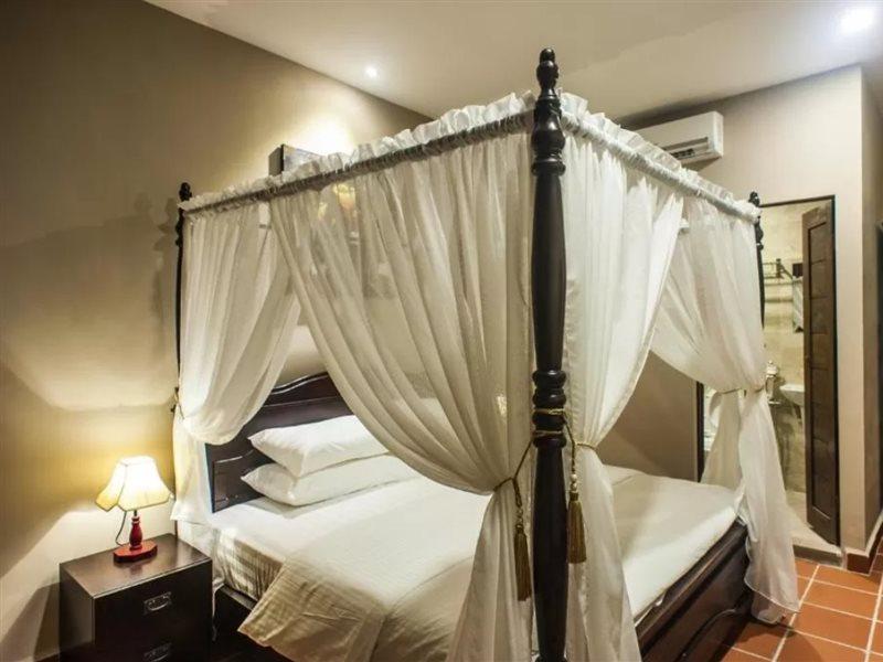 Armenian Suite Hotel George Town Exteriör bild