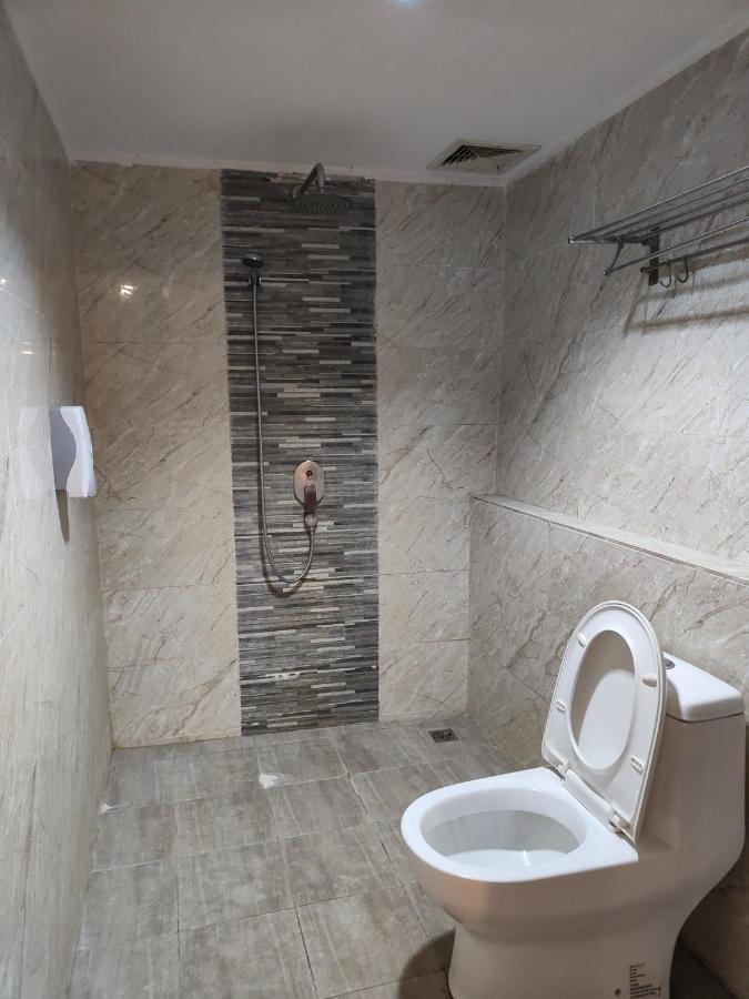 Armenian Suite Hotel George Town Exteriör bild